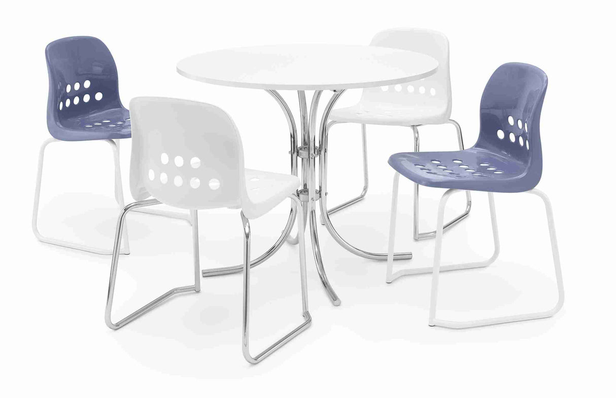 Apero skidbase chair with modern design around a round table.