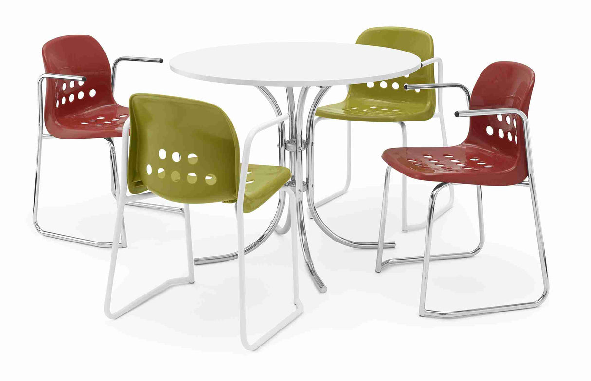 Apero skidbase Chair with arms around a table, featuring durable skidbase frames.