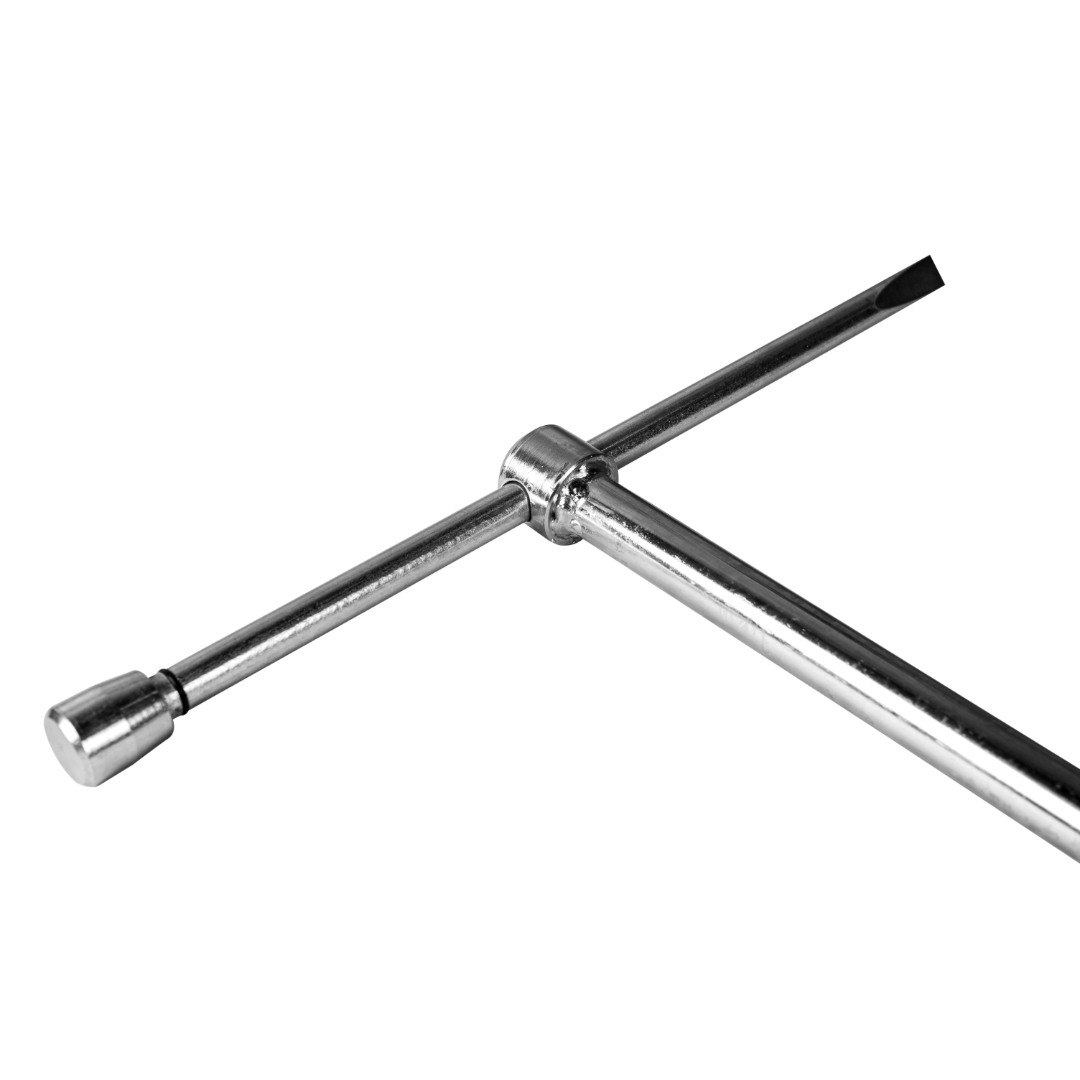 Hydrant Key & Bar Set, powder-coated steel, fits most valves.