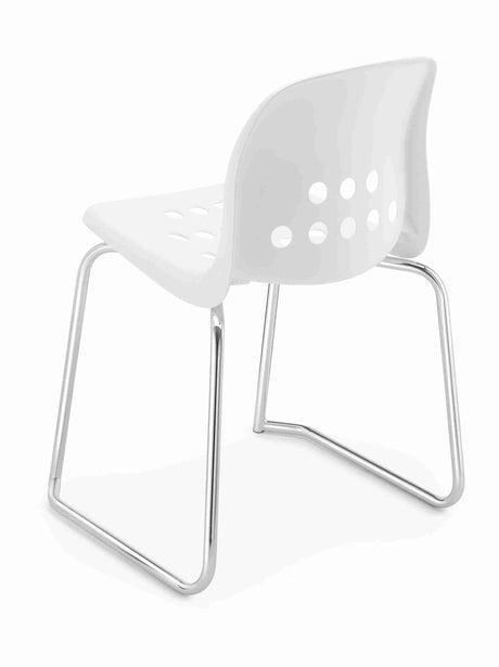 Apero skidbase chair with white seat and stackable design.